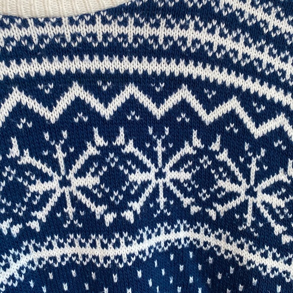 Vintage Navy Knit Pullover Sweater - Picture 3 of 4